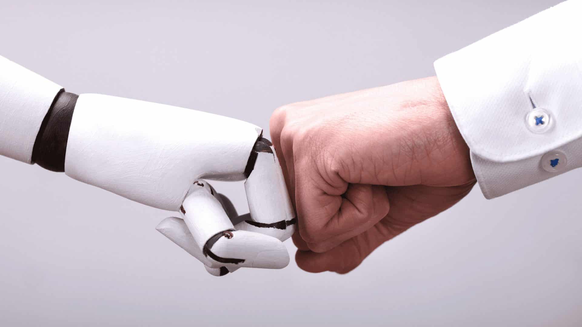 10 tips for managing the human side of IT